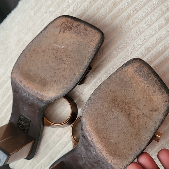 Louis Vuitton Bronze Vernis Block Heel Sandals - Picture 10 of 16